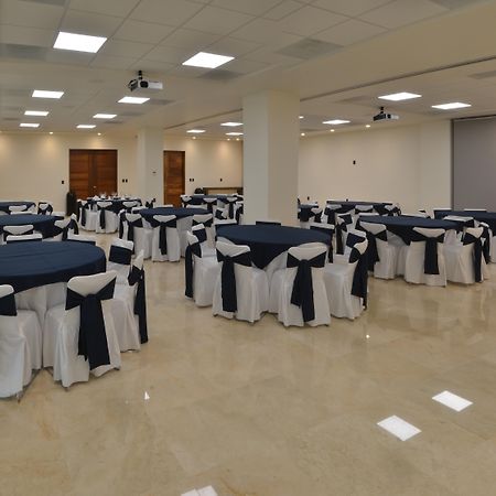 Holiday Inn Express Puerto Vallarta By Ihg Экстерьер фото