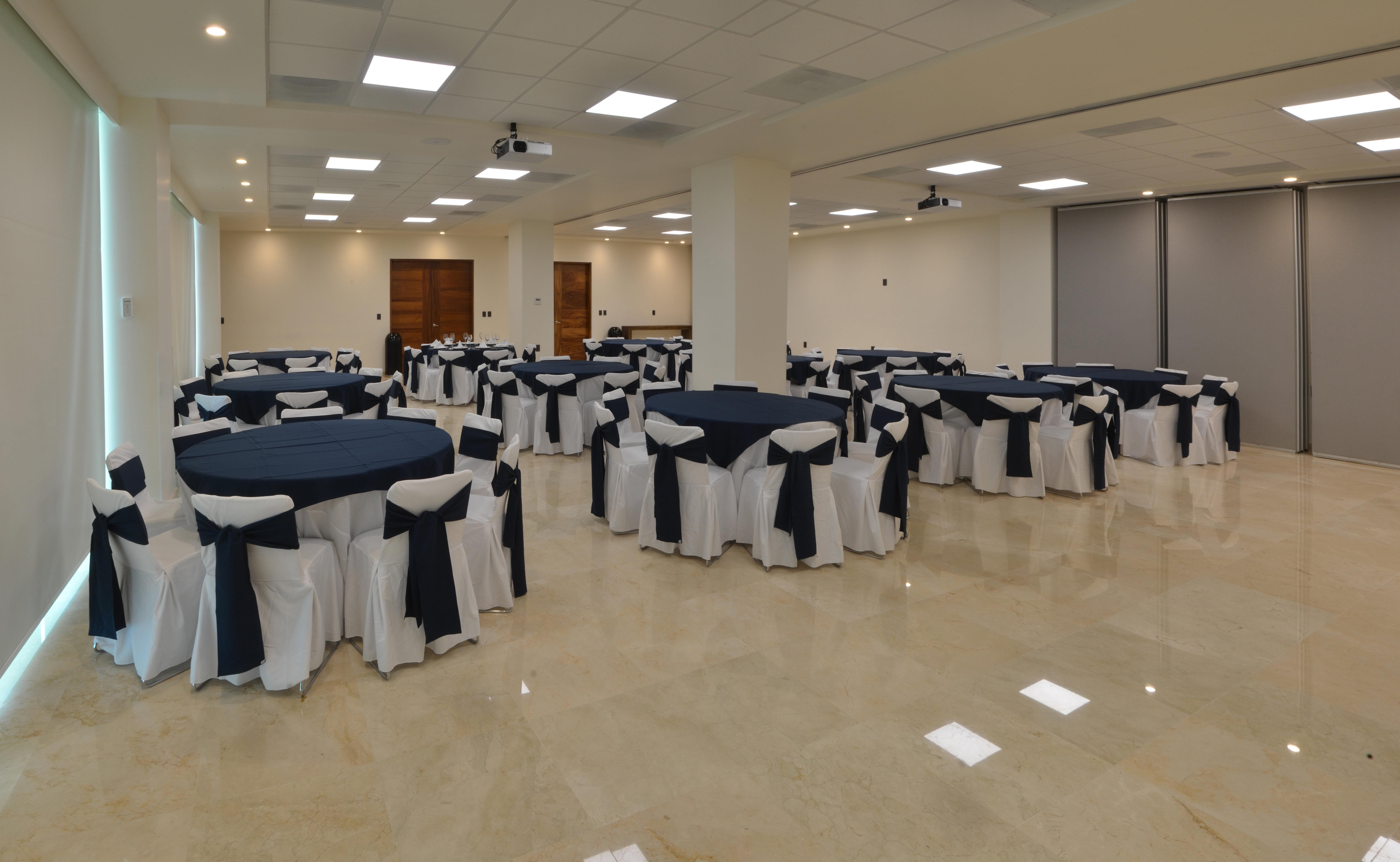 Holiday Inn Express Puerto Vallarta By Ihg Экстерьер фото