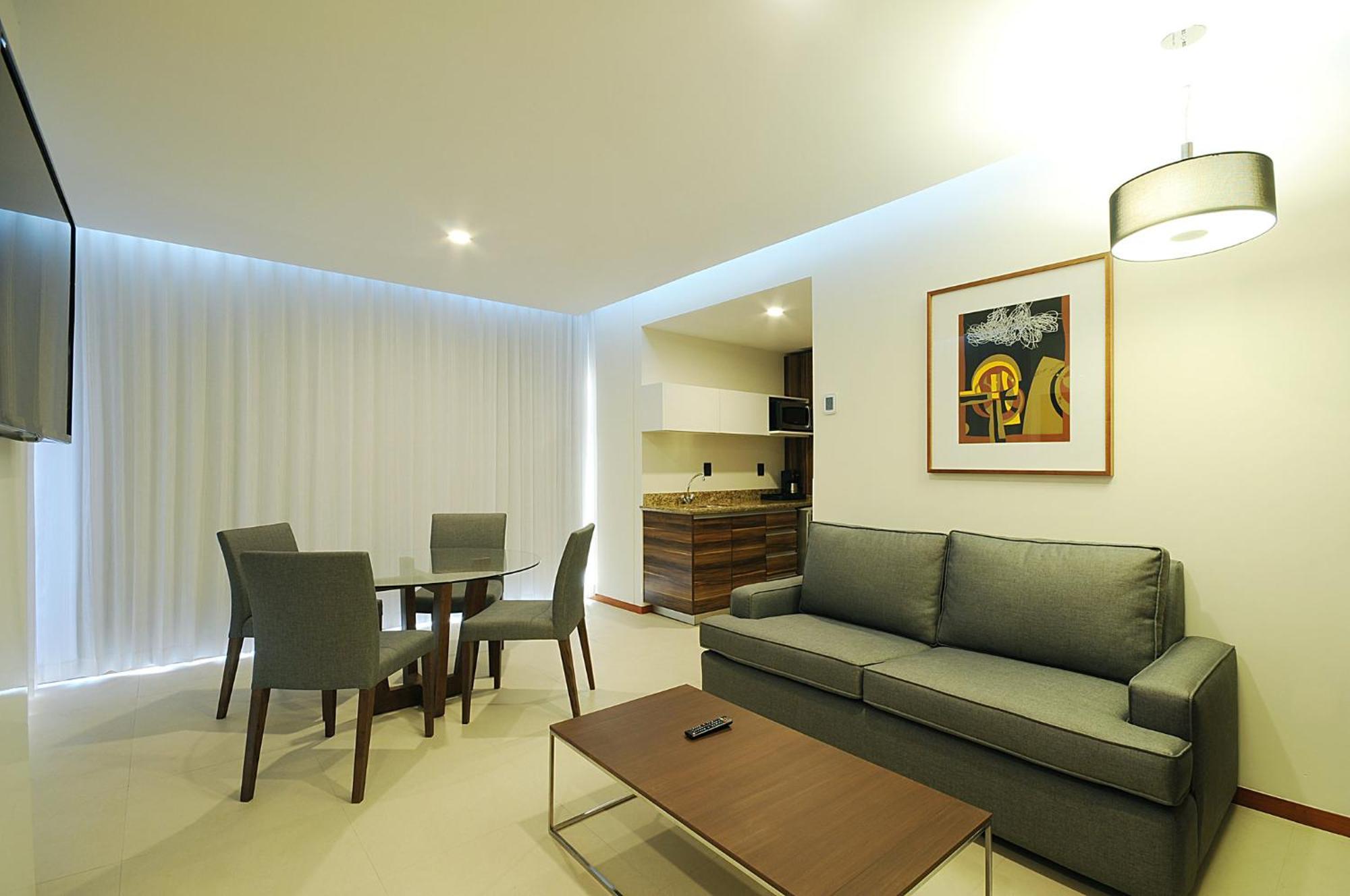 Holiday Inn Express Puerto Vallarta By Ihg Экстерьер фото