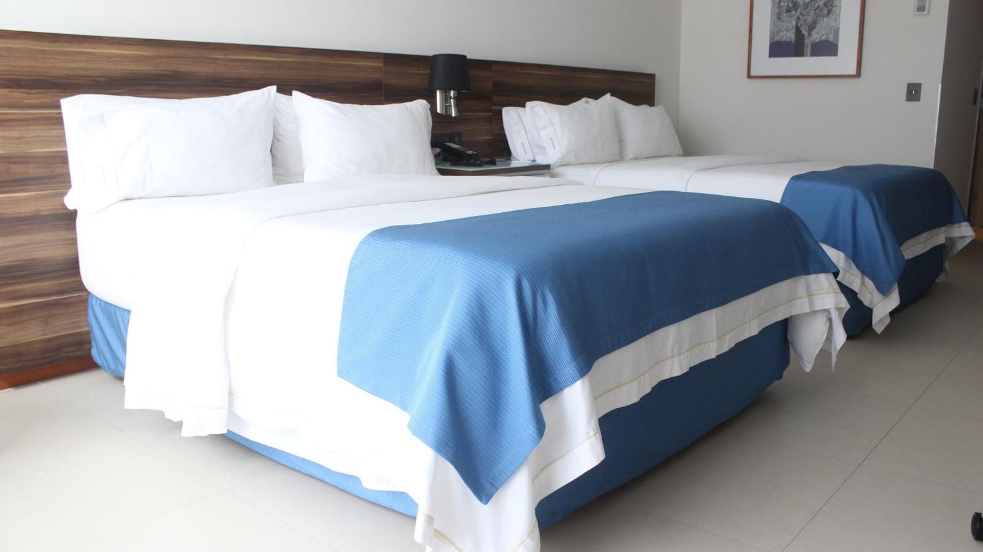 Holiday Inn Express Puerto Vallarta By Ihg Экстерьер фото
